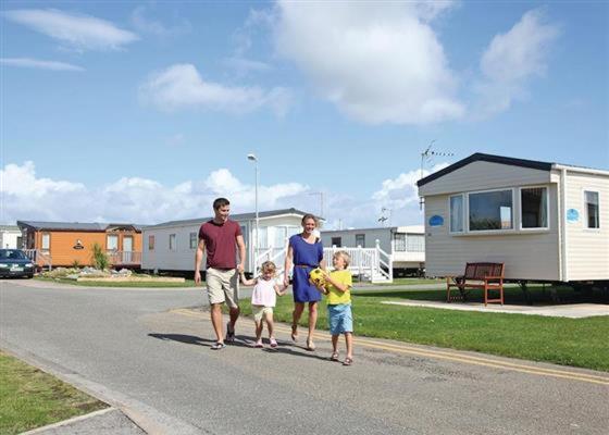 Caravan Hire Golden Sands Sea Front Kinmel Bay Exterior foto
